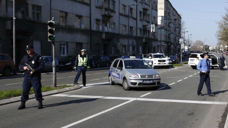 Politika u Srbiji preblizu policiji?