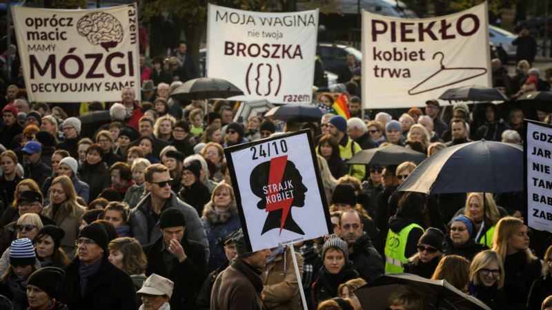 Poljakinje nastavile proteste protiv zabrane abortusa 