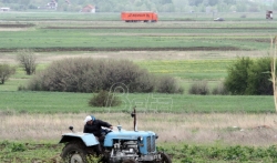 Poljoprivrednici u Francuskoj u sredu pozvani na protest traktorima u Parizu