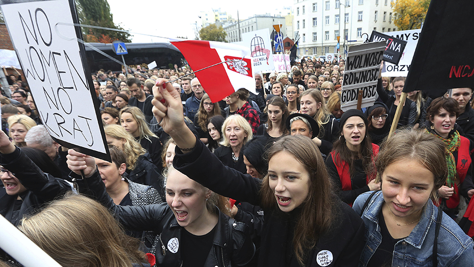 Poljska zbog protesta odustala od zabrane abortusa