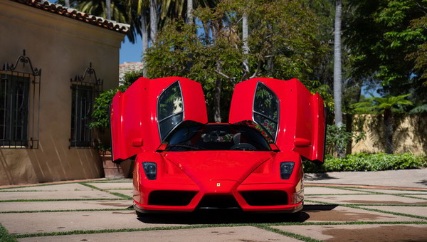 Polovni Ferrari Enzo oborio rekord