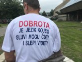 Položaj gluvih i nagluvih u Srbiji: Stranci u sopstvenoj državi“