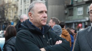 Ponoš (SRCE): Rusija upozorava Vučića da može da mu napravi štetu