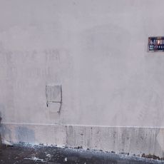 Ponovo prekrečen mural Ratku Mladiću: Zid u Njegoševoj u beloj boji 