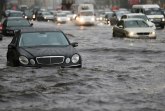 Poplava u Moskvi: Ulice pod vodom VIDEO