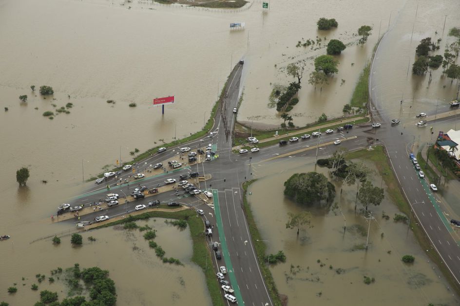 Poplave pogodile Iran, nastradalo 62 ljudi