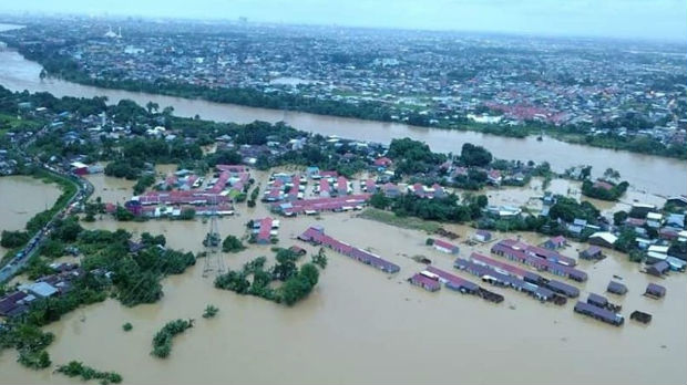 Poplave u Indoneziji, najmanje 17 mrtvih 