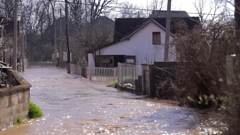 Poplavljeno više desetina kuća kod Čačka