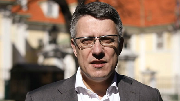 Popović: Srbiji ne treba promena vlasti, već politike