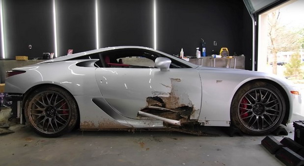 Popravka ovog Lexusa LFA bi mogla da košta pola miliona evra