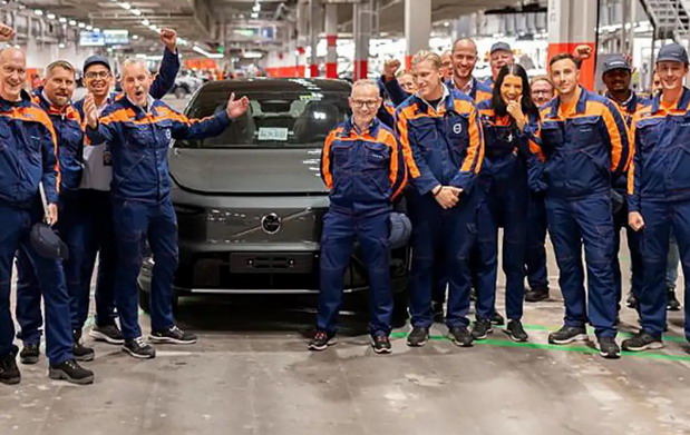 Porasle akcije Volvo Carsa