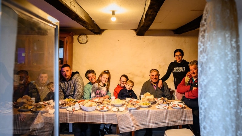Porodica Skočo poslije 40 godina dobila struju na jugu Hercegovine 