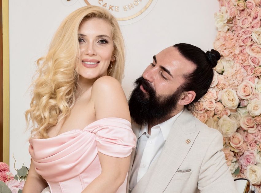 Porodična oaza ispunjena ljubavlju i muzikom: Zavirite u perfektno uređen dom Nikoline i Saše Kapora (FOTO)