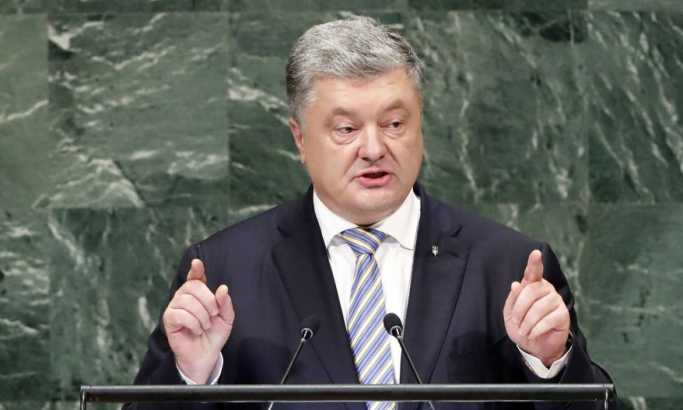 Porošenko opet provocira: Kijev će uvek koristiti Kerčki moreuz
