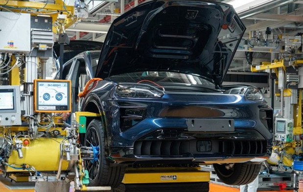 Porsche Cayenne Electric i zvanično krenuo s proizvodnjom