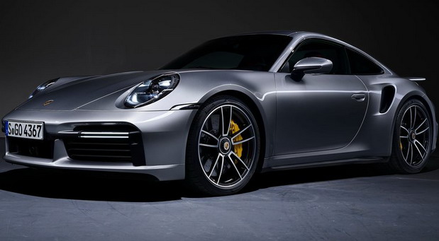 Porsche navodi da će biti lakše dizajnirati električni 911