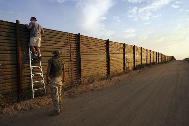 Poruka Trampu: Apsolutno jasno, Meksiko neće platiti zid