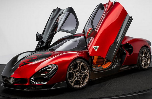 Poseban Alfa Romeo 33 Stradale odaje počast Parizu