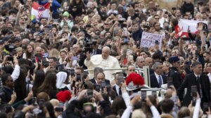 „Posebno mi je u mislima Zapadni Balkan“: Papa Franja u uskršnjoj poslanici