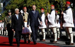 
					Poseta Erdogana Grčkoj počela napeto, javnim neslaganjem 
					
									