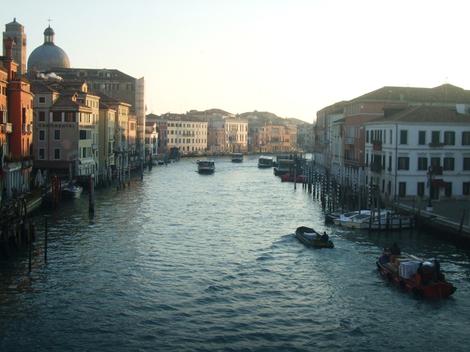 Posetite grad gondola i kanala u julu za samo 65 evra