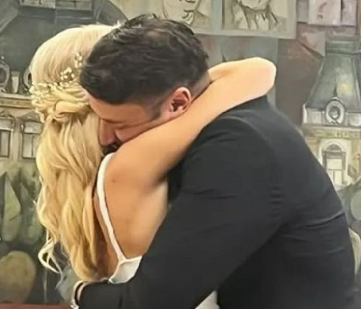 Posle 6 godina ljubavi rekla “DA”: Glumica Dragana Dabović zablistala na svom venčanju FOTO