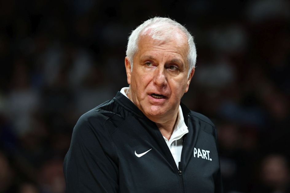 Posle dugog sastanka, neizvesnost traje: Željko Obradović još uvek vaga ostanak na klupi crno-belih