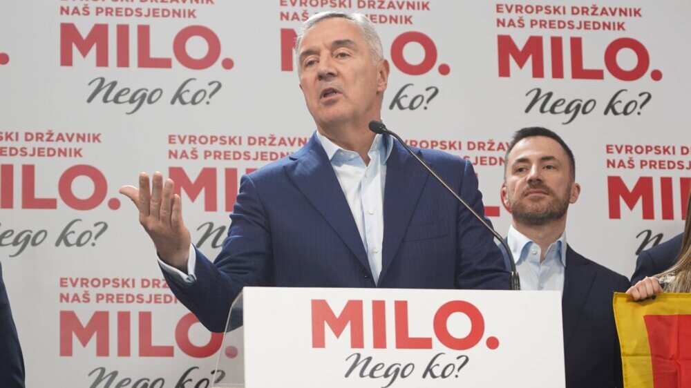 Posle poraza na izborima Đukanoviću naređeno da sruši svoja dva nelegalna objekta u Nikšiću