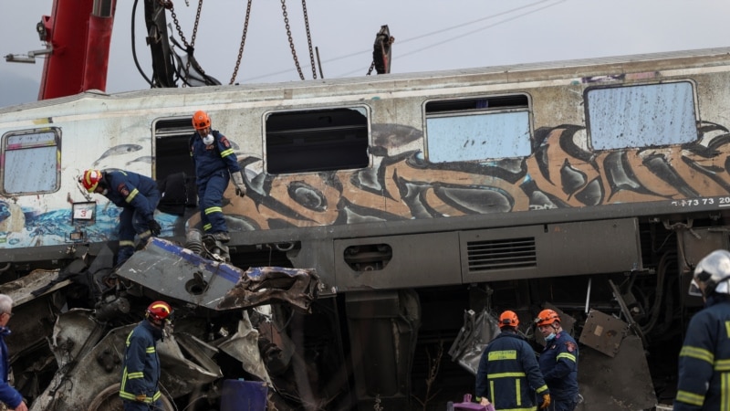 Posmrtni ostaci žrtava nesreće sudara vozova u Grčkoj vraćeni porodicama