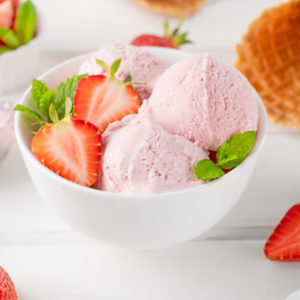 Posni sladoled od jagoda: Dva zdrava i ukusna recepta za celu porodicu