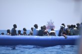 Potonuo čamac sa izbeglicama kod obala Tuinisa, nestalo najmanje 20 ljudi