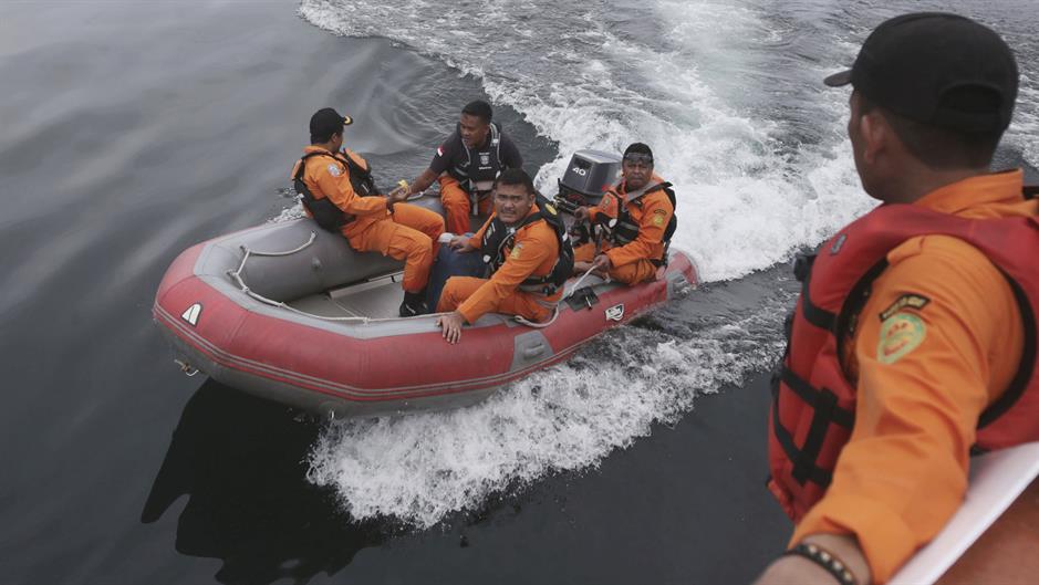 Potonuo trajekt u Indoneziji, nestalo 178 osoba
