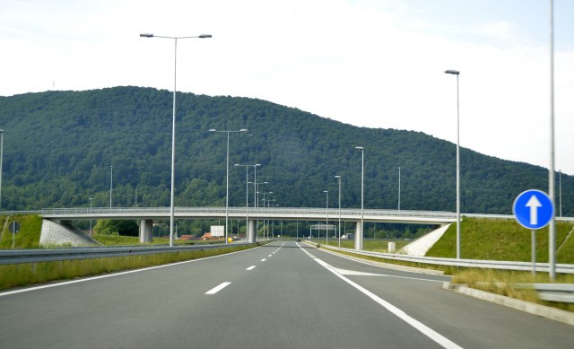 Potpis za novi auto-put: 2 rute kroz Srbiju - gradiće se obe