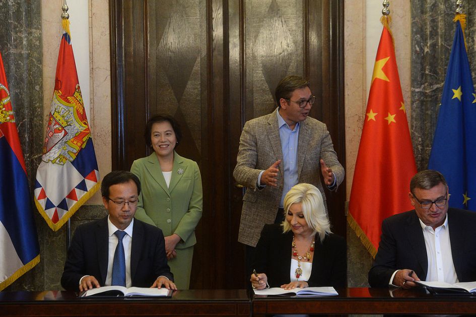 Potpisan ugovor sa kineskom kompanijom o izgradnji deonice Novi Beograd-Surčin