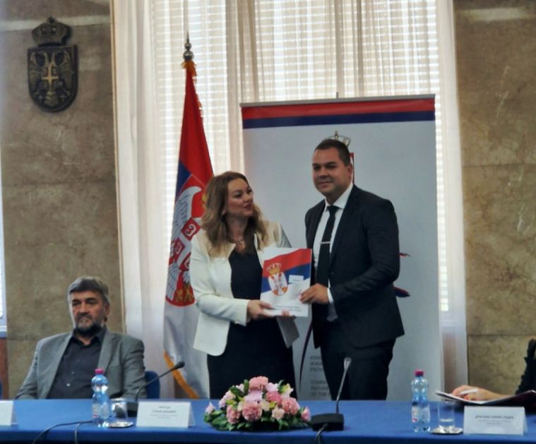 Potpisani ugovori sa Ministarstvom turizma i omladine i Komesarijatom za izbeglice