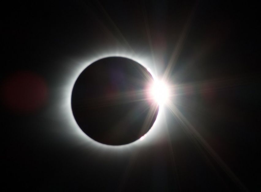 Potpuno pomračenje Sunca u Australiji posmatralo 20.000 ljudi