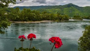 Potraga za dvojicom muškaraca koji su nestali u Drini kod Zvornika