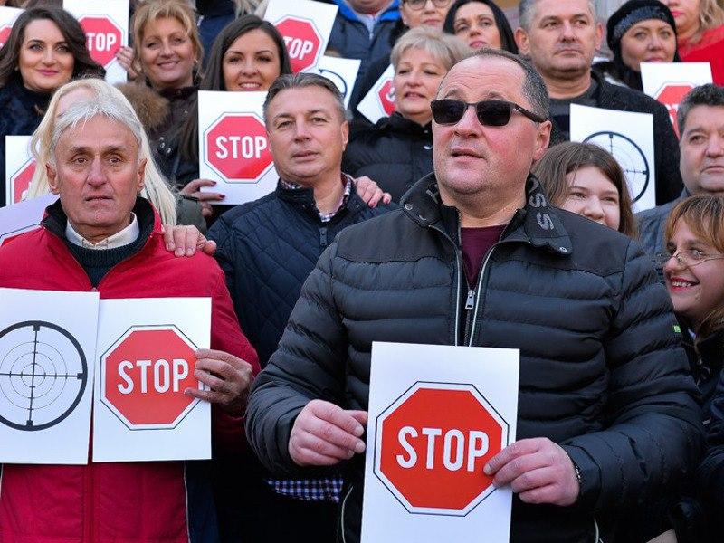Poverenik SNS Niš vređao novinara “Južnih vesti” nakon teksta o stranačkom zapošljavanju