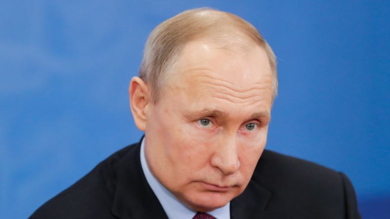 Povjerenje ruske javnosti u Putina opada