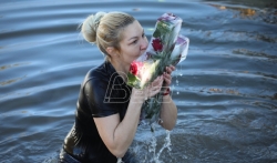 Povodom Bogojavljenja širom Srbije organizovano plivanje za Časni krst (FOTO)