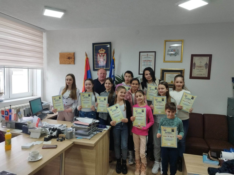  Povodom Svetog Save opština Trgovište uručila nagrade učenicima Osnovnih škola