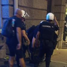 Povređen policajac kod Londona: Blokaderi izazvali totalni haos (FOTO)