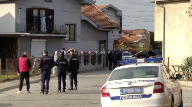 Povređen policajac tokom deaktiviranja eksplozivne naprave u Kruševcu