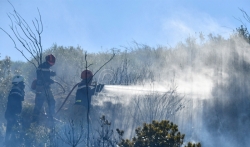 Požar na jugoistoku Francuske gasi 900 vatrogasaca