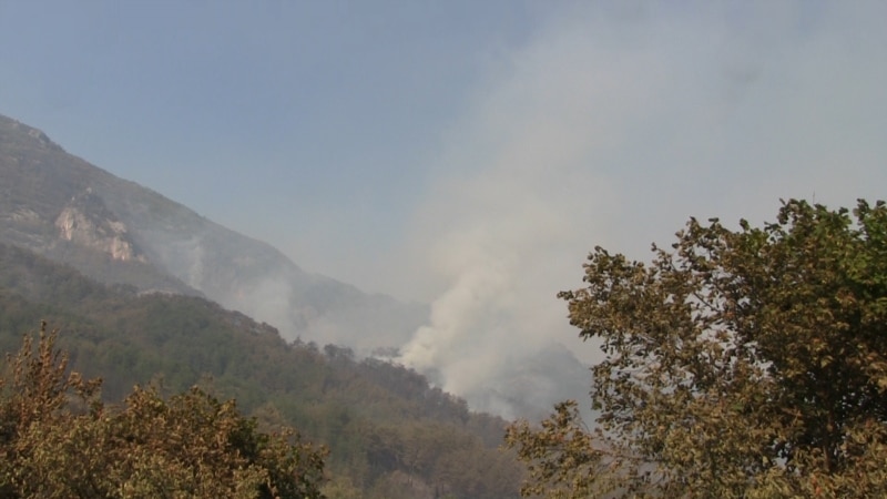 Požar na području Trebinja i dalje aktivan 