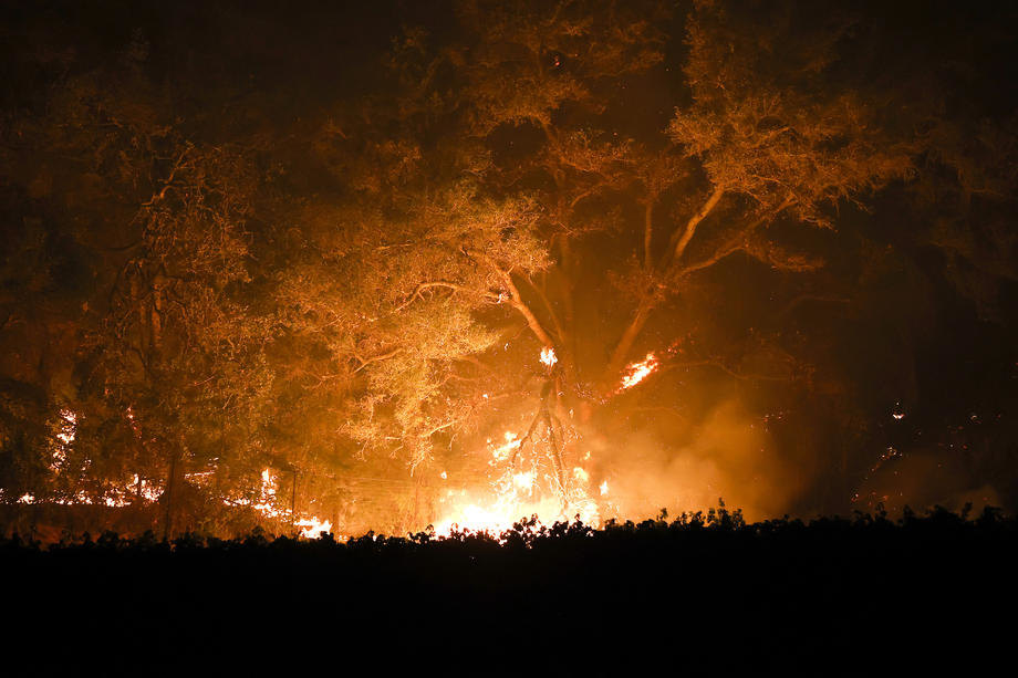 Požar u Kaliforniji, hiljade ljudi pozvani da se evakuišu