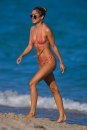 Pravo letnje osveženje: Cela plaža zurila je u ženu sa najskladnijom prirodnom figurom FOTO