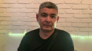 Pravoslavni Kazahstanac u Beogradu prvi azilant sa srpskim izbegličkim pasošem