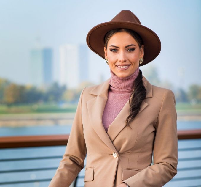 Praznična magija u domu Mirke Vasiljević: Najslađa dekoracija koju ste videli FOTO