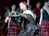 Pre tri godine izgubila muža u ratu: Ukrajinska balerina brani državu s oružjem u ruci FOTO